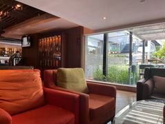 -广州中心皇冠假日酒店·汇点大堂吧