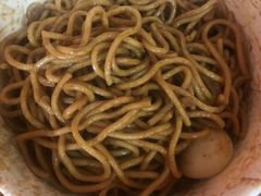 干拌宽面配调料-家阳赵师傅油饼包烧麦(粮道街店)
