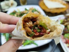 -郑小二山东特色炒鸡店(红小巷店)