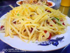 -亚黑亚炕锅农家美食(清水河店)