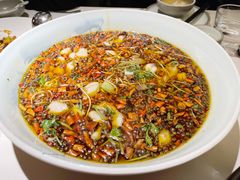 沸腾鱼-麻六记(新天地店)