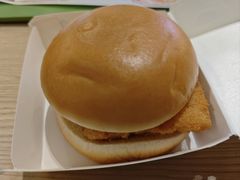 -麦当劳(世界城广场店)