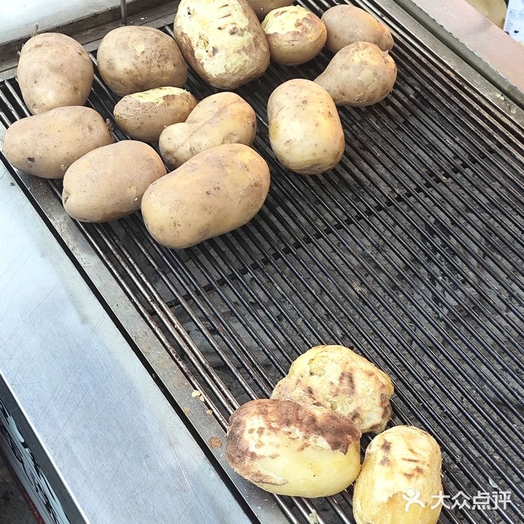 云小孃烧洋芋，就在仕林街！