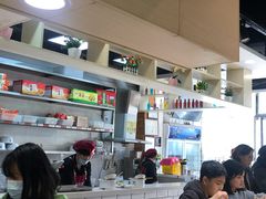 -百品聚旋转火锅(万德庄店)