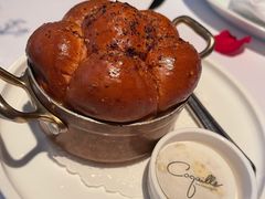 餐前面包-壳里西餐厅Coquille Seafood Bistro(蒙自路店)