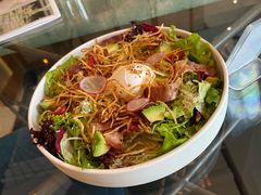 藜麦窝蛋沙拉-The Rug Cafe(王府中环店)