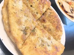 -周老三跷脚牛肉·全牛火锅(非遗传承店)