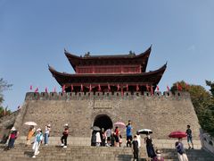 -巴陵广场