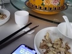 -艳阳天·非遗楚菜(武汉客厅店)