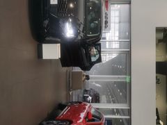 -上海冠松华奥奥迪4S店(张江店)