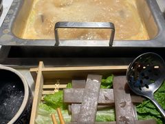 -尚尚仙·酸汤猪手·猪肚鸡火锅(华联万柳购物中心店)