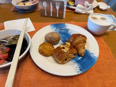 -亚龙湾希尔顿自助餐厅·海鲜·烧烤·沙滩BBQ·现场乐队