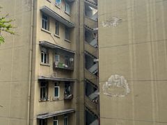 -白象居
