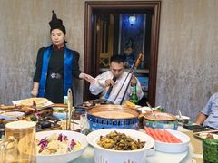 -哈啾嗨·新概念蒙餐(红星新城店)