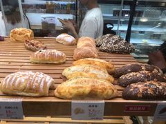 -BROAD面包路·欧式面包(龙湖时代C馆店)
