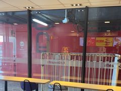 -麦当劳(国家体育场南路店)