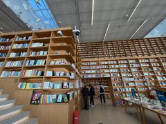 -朵云书院(滴水湖店)