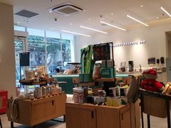 -星巴克臻选(上海淮海百盛购物中心店)