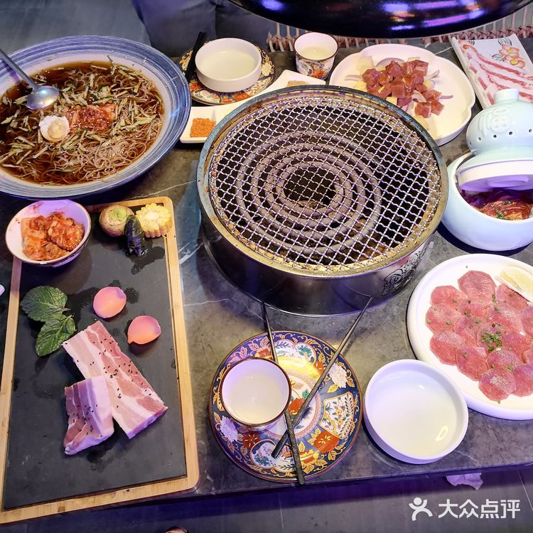 我们都赌这家店会🔥挺久