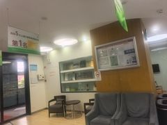 -雅悦齿科(顾村公园店)
