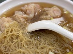 -燊意布拉肠云吞面(中山四路店)