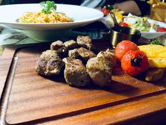 -动动咖啡清真西餐厅