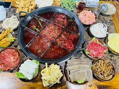-正南齊北重庆老火锅(光华村直营店)