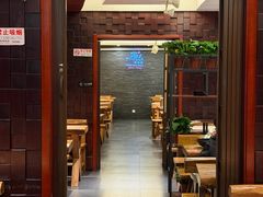 -万记麻辣烫国展总店