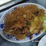 坐门口等位听阿叔和他朋友聊金果园，最初是劳动队烧鸡