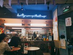 -店溡三(御华名苑愚园路1221弄店)