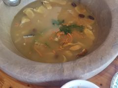 -云南野生菌石锅鱼石锅鸡(大金塔店)