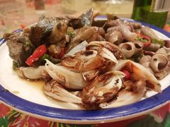-闯关东东北农家菜(崂山石老人店)