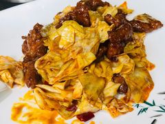 酸菜炒牛肉-尹兰楼西北风情餐厅(嘉定店)
