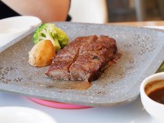 石烧澳洲牛排-东方柏宴