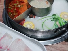 -江小渔鲜鱼火锅(冠亚星城店)