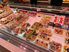 -巴黎贝甜(大宁国际商业广场店)