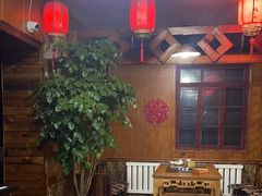 -果松木炭酸菜铜火锅·外婆参鸡汤