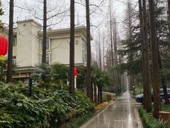 -上海怡沁园度假酒店