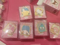 -名创优品(北京新中关购物中心地铁层店)