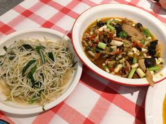 -洪霞餐馆·川菜·鲜货现炒(两江春城店)