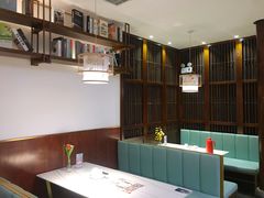 -阿瓦山寨·湘菜现炒·剁椒鱼头王(咸阳总店)