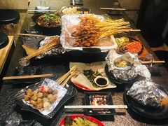 -何师烧烤Pro ·江湖川菜·小龙虾·精酿(太古里旗舰店)