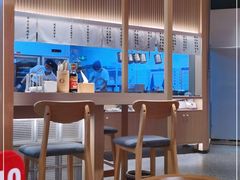 大堂-八二小区抄手(龙湖上城天街店)