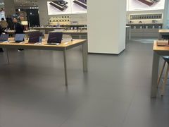 -华为授权体验店(中山公园来福士)