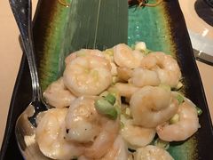 -TRIPLE 8 China Bar & Grill
