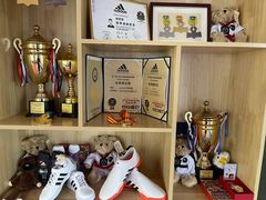 -adidas壹跆运动馆(世纪经贸大厦店)