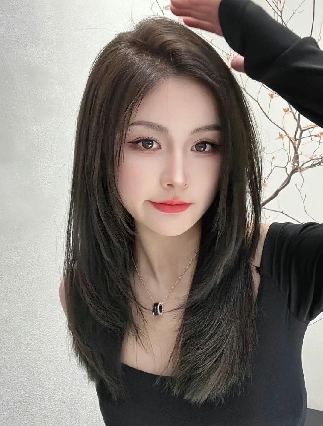 高层次女生中长发发型 高层次锁骨发