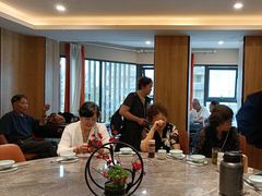 -有红鸡毛店·川菜(建设路店)