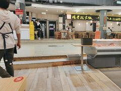 -杨老板·海鲜集市火锅·鲜切牛肉(中防万宝店)