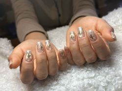 -沫儿·美甲美睫·半永久·皮肤管理